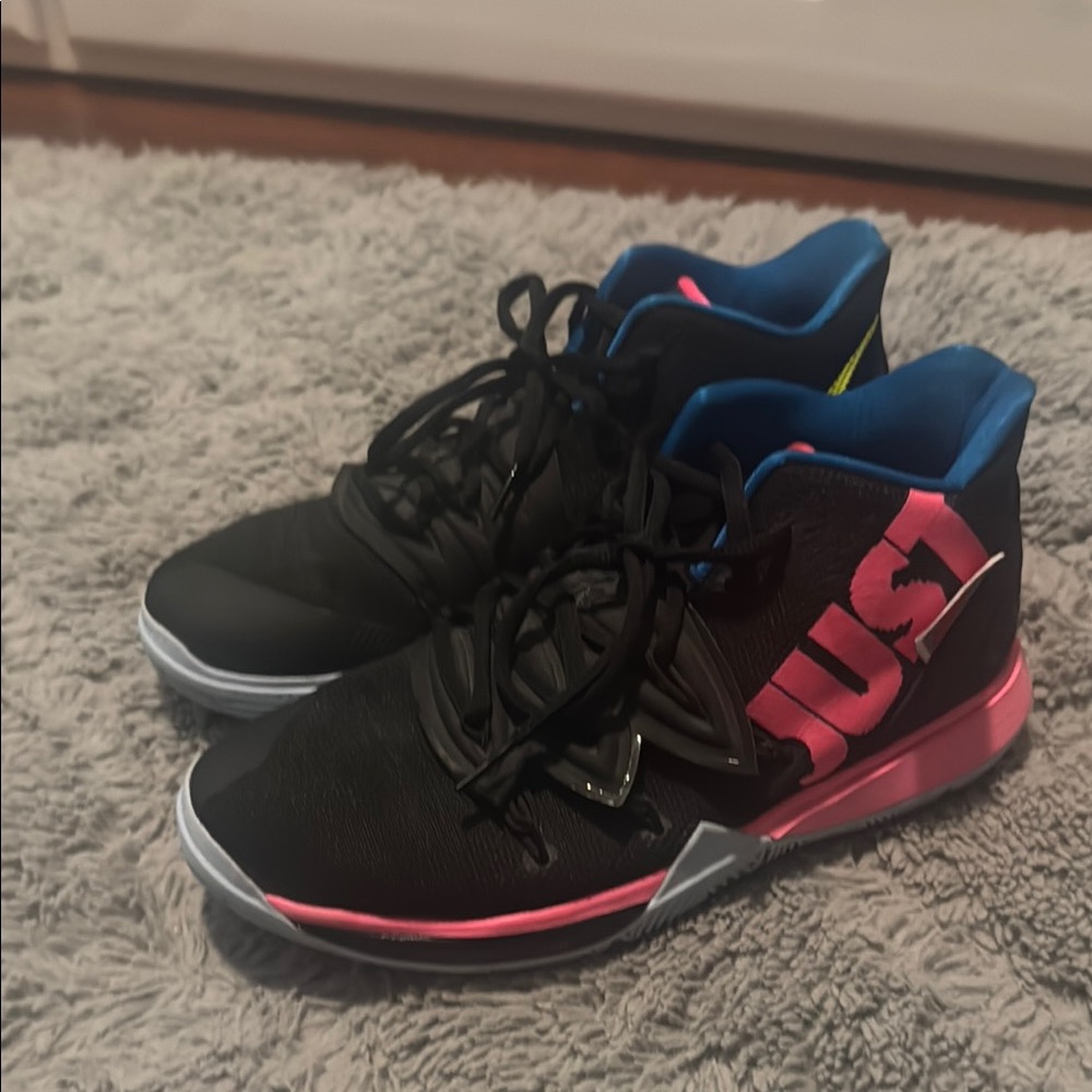 Kyrie 5 GS “just do it”